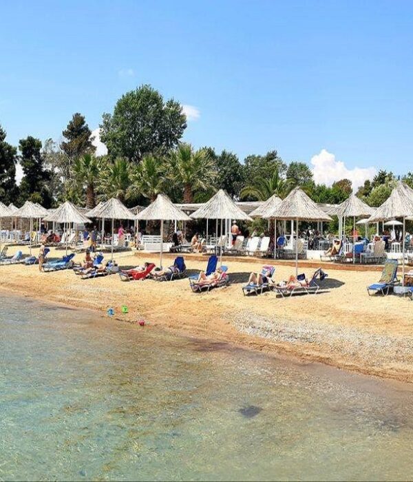 Grand Bleu Beach Resort